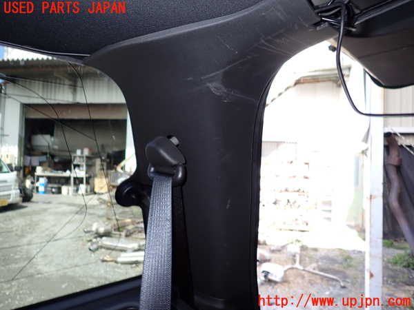 1UPJ-9238437675]リンカーン・ナビゲーター(不明)右リアピラートリム 中古_3