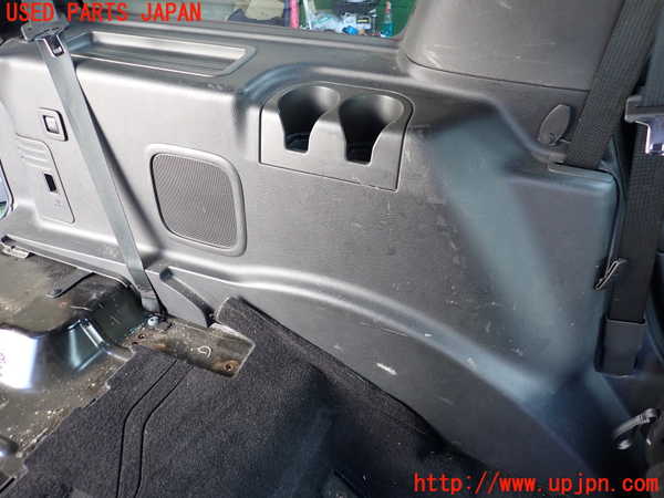 1UPJ-9238437680]リンカーン・ナビゲーター(不明)左リアピラートリム 中古_4