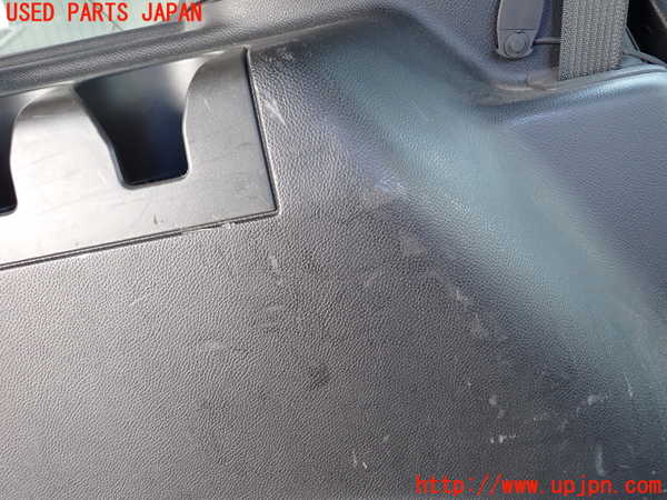 1UPJ-9238437680]リンカーン・ナビゲーター(不明)左リアピラートリム 中古_5