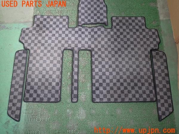 3UPJ=9238440629]デリカD:5 ローデストG パワーパッケージ(CV5W)Y・MT フロアマット ラゲッジマット ステップ 中古_3