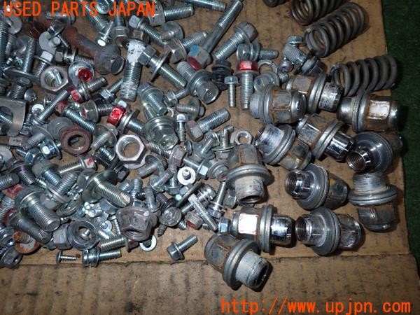3UPJ=9238440720]デリカD:5 ローデストG パワーパッケージ(CV5W)ネジ・ナット・ステー類 セット ジャンク_3