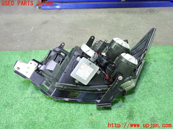 1UPJ-9238441130]デリカD：5(CV5W)右ヘッドライト HID 中古_3