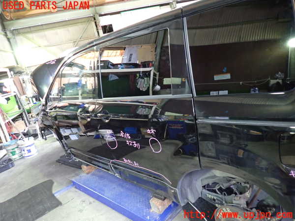 1UPJ-9238441320]デリカD：5(CV5W)左後ドア 中古 AGC M2L3 43R-007953_3