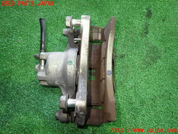 1UPJ-9238444080]デリカD：5(CV5W)右フロントキャリパー 中古_2