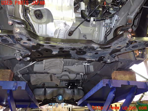 1UPJ-9238445285]デリカD：5(CV5W)フロントメンバー 中古_4