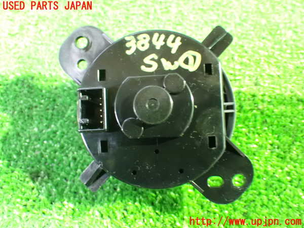 1UPJ-9238446306]デリカD：5(CV5W)スイッチ1(2WD 4WD切り替え) 中古_2