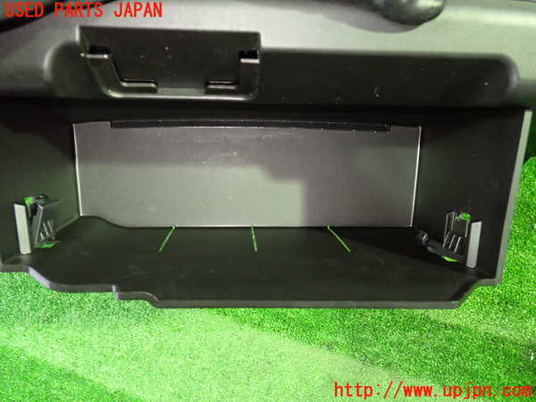 1UPJ-9238447516]デリカD：5(CV5W)グローブボックス1 中古_2