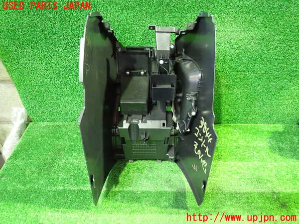 1UPJ-9238447549]デリカD：5(CV5W)コンソール 中古_4