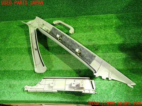 1UPJ-9238447655]デリカD：5(CV5W)右フロントピラートリム 中古_2