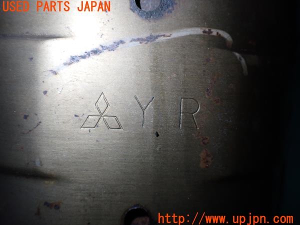 3UPJ=9238450159]パジェロ GR(V93W)中期 純正 刻印 YR 触媒① キャタライザー コンバーター 中古_5