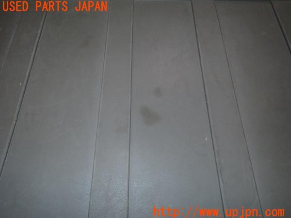 3UPJ=9238450634]パジェロ GR(V93W)中期 純正 ラゲッジマット ラゲッジトレイ 中古_2