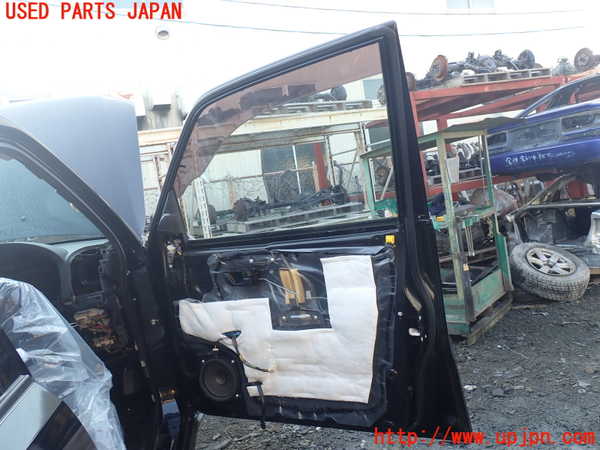 1UPJ-9238451230]パジェロ(V93W)右前ドア 中古 AGC M213 43R-00033_4
