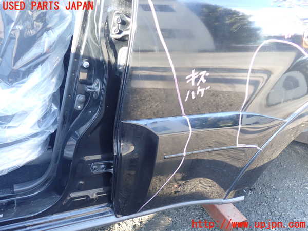 1UPJ-9238451320]パジェロ(V93W)左後ドア 中古 AGC M2L3 43R-00150_2