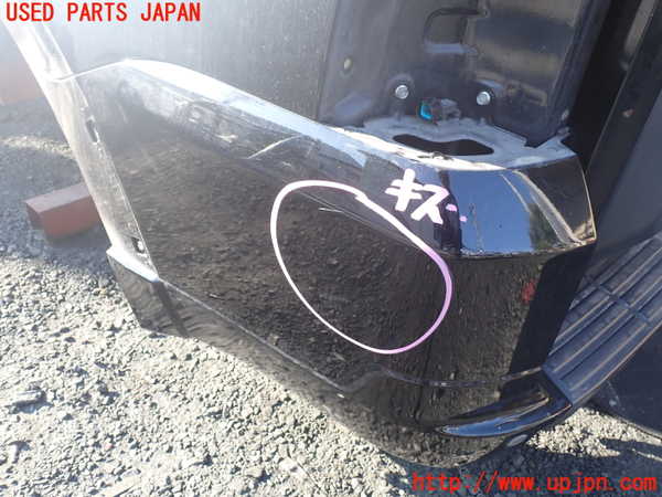 1UPJ-9238451610]パジェロ(V93W)リアバンパー 中古_4