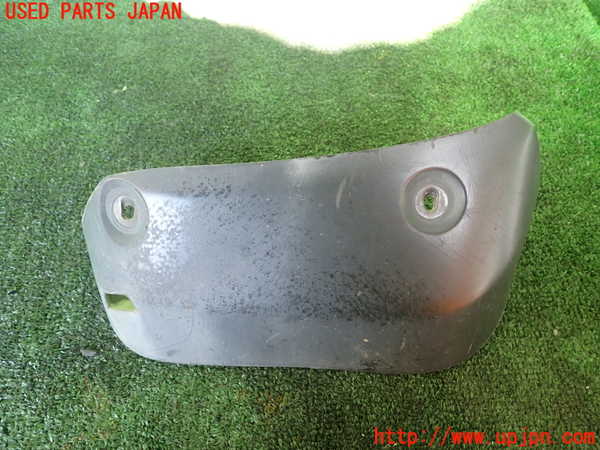 1UPJ-9238451454]パジェロ(V93W)右リアマッドガード(泥除け) 中古_2