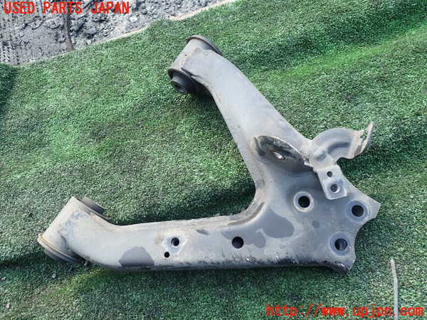 1UPJ-9238455146]パジェロ(V93W)右リアアッパーアーム1 中古_2