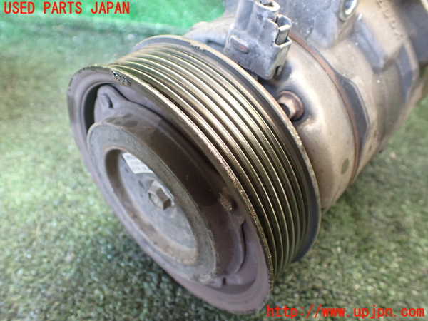 1UPJ-9238456025]パジェロ(V93W)エアコンコンプレッサー 中古_3