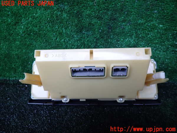 1UPJ-9238456066]パジェロ(V93W)エアコンスイッチ1 中古_3