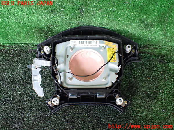 1UPJ-9238457865]パジェロ(V93W)運転席側エアバッグカバー 中古_2