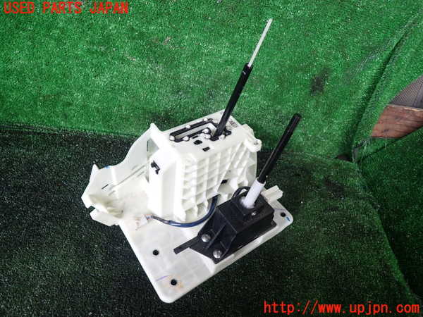 1UPJ-9238457555]パジェロ(V93W)ATシフトレバー 中古_2