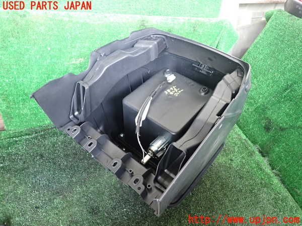 1UPJ-9238457540]パジェロ(V93W)センターコンソール 中古_4