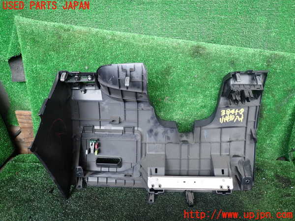 1UPJ-9238457841]パジェロ(V93W)小物入れ1 中古_5