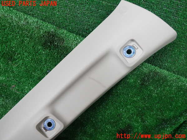 1UPJ-9238457655]パジェロ(V93W)右フロントピラートリム 中古_2