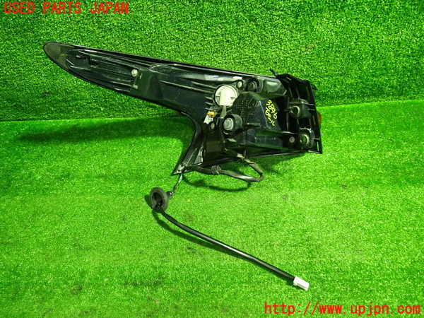 1UPJ-9238461530]レクサス・NX300h(AYZ10)右テールランプ 中古_3