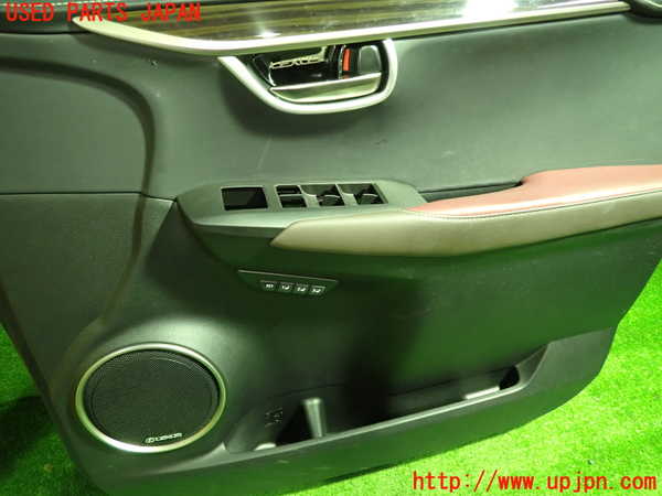 1UPJ-9238461234]レクサス・NX300h(AYZ10)右前ドア内張り 中古_2