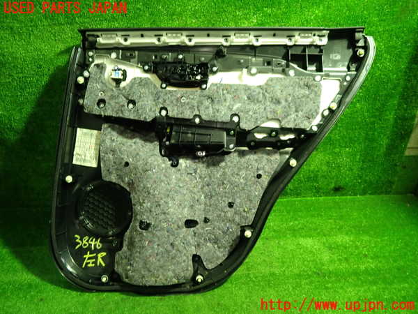 1UPJ-9238461324]レクサス・NX300h(AYZ10)左後ドア内張り 中古_3