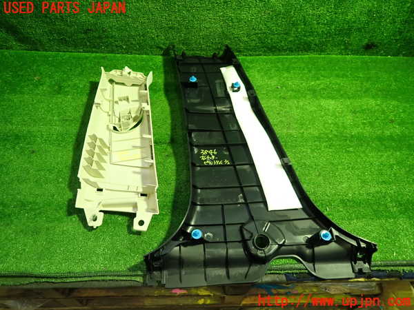 1UPJ-9238467665]レクサス・NX300h(AYZ10)右センターピラートリム 中古_3