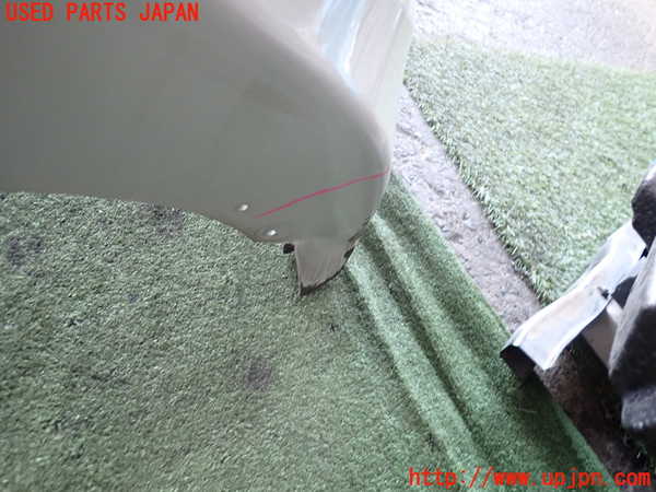 2UPJ-9238471010]BMW 740i(YA30)フロントバンパー 中古 (F01)_4