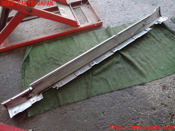 2UPJ-9238471390]BMW 740i(YA30)右サイドステップ 中古 (F01)_5