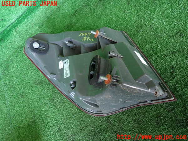 2UPJ-9238471530]BMW 740i(YA30)右テールランプ 中古 (F01)_2