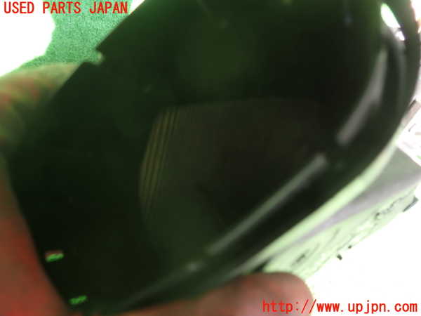 2UPJ-9238472560]BMW 740i(YA30)エアクリーナーボックス 中古 (F01)_2