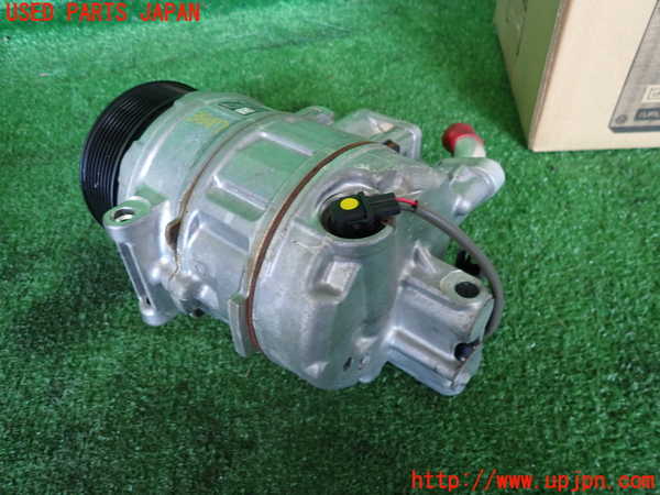 2UPJ-9238476025]BMW 740i(YA30)エアコンコンプレッサー 中古 (F01)_2