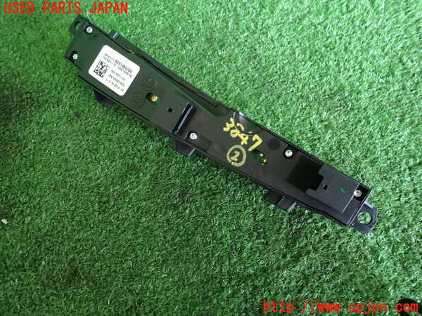 2UPJ-9238476307]BMW 740i(YA30)スイッチ2 (ソナー) 中古 (F01)_2