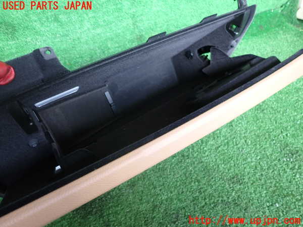 2UPJ-9238477516]BMW 740i(YA30)グローブボックス1 中古 (F01)_3