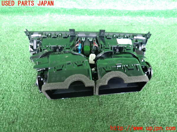 2UPJ-9238477526]BMW 740i(YA30)エアコン吹き出し口1 (真中) 中古 (F01)_2