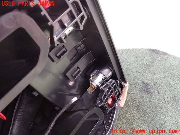 2UPJ-9238477540]BMW 740i(YA30)センターコンソール 中古 (F01)_5