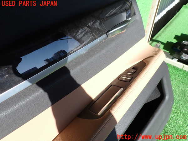 2UPJ-9238471324]BMW 740i(YA30)左後ドア内張り 中古 (F01)_2