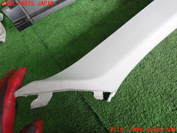 2UPJ-9238477655]BMW 740i(YA30)右フロントピラートリム 中古 (F01)_3