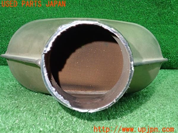 3UPJ=9238480159]BMW 320d(3D20 F30)純正 112191030100 触媒 カット済み 中古_4