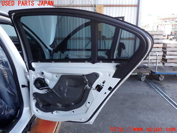 2UPJ-9238481290]BMW 320d(3D20)(F30)右後ドア 中古(43R-001735 M540)_4