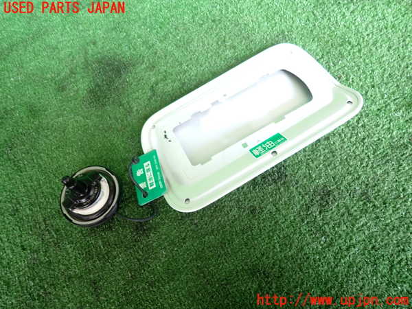 2UPJ-9238481690]BMW 320d(3D20)(F30)フューエルリッド 中古_2