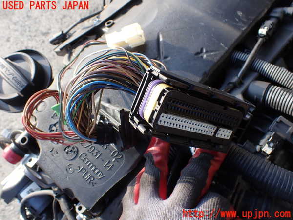 2UPJ-9238482010]BMW 320d(3D20)(F30)エンジン N47D20C 中古_4