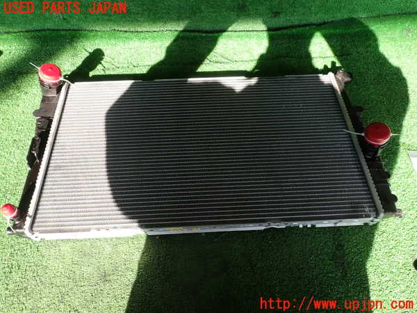 2UPJ-9238482321]BMW 320d(3D20)(F30)ラジエーター1 中古_3