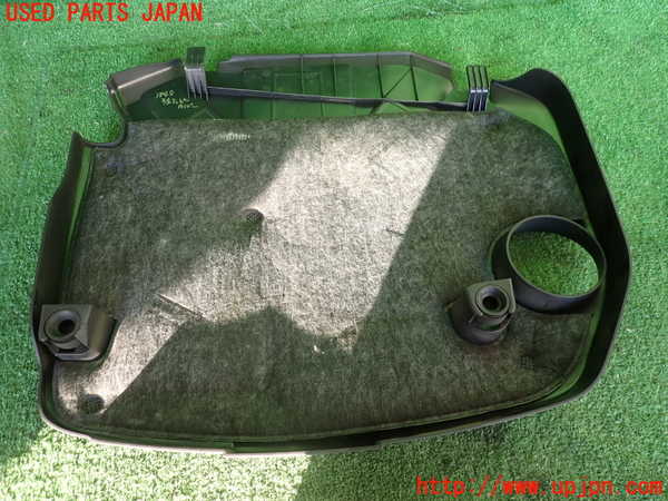 2UPJ-9238482160]BMW 320d(3D20)(F30)エンジンアッパーカバー 中古_2