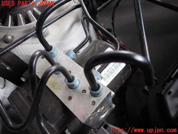 2UPJ-9238484040]BMW 320d(3D20)(F30)ABSアクチュエーター 中古_2