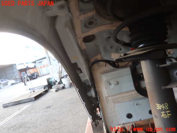 2UPJ-9238486791]BMW 320d(3D20)(F30)ウォッシャータンク1 中古_2